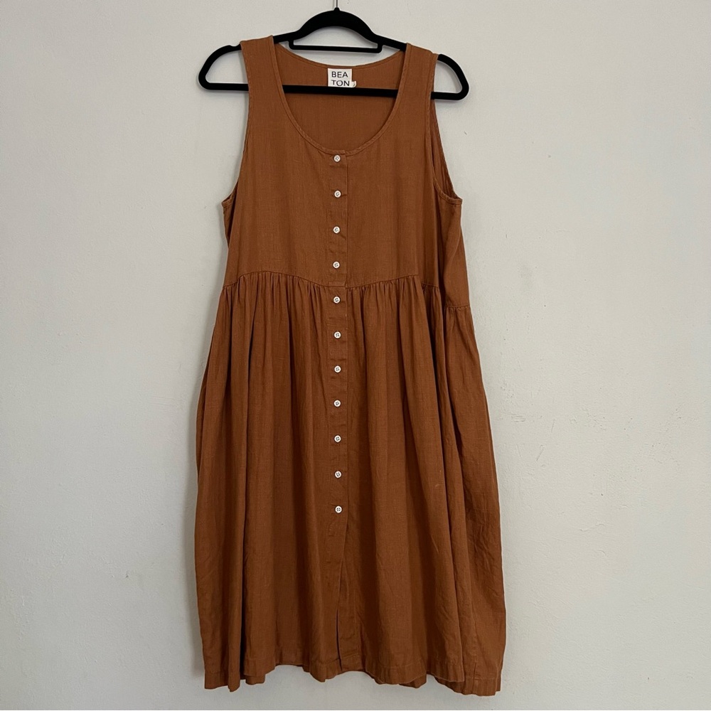Beaton Rust Linen Gathered Dress - Picture 2 of 7